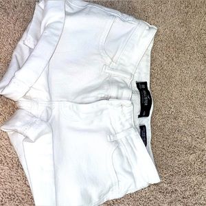 -Hollister shorts